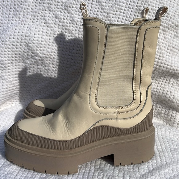 Sam Edelman Women's Ivory Round Toe Pull On Lulia Chelsea Boots Size US 6 - Picture 2 of 9